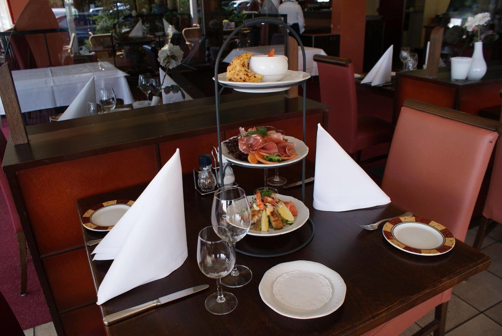 Fletcher Hotel Restaurant Rooland Arcen Esterno foto